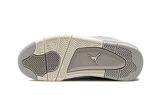 Air Jordan 4 Retro Frozen Moments