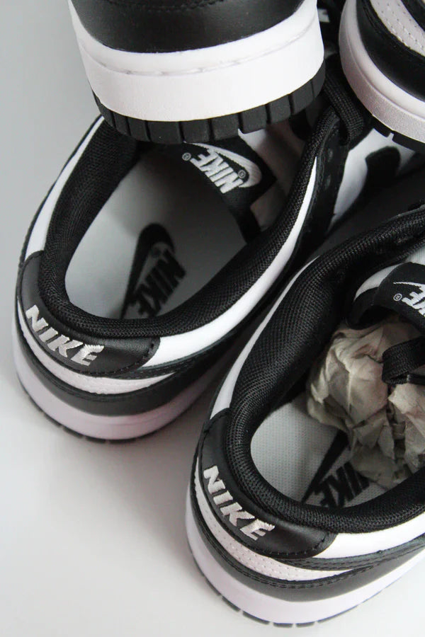 Nike Dunk Low Retro White Black